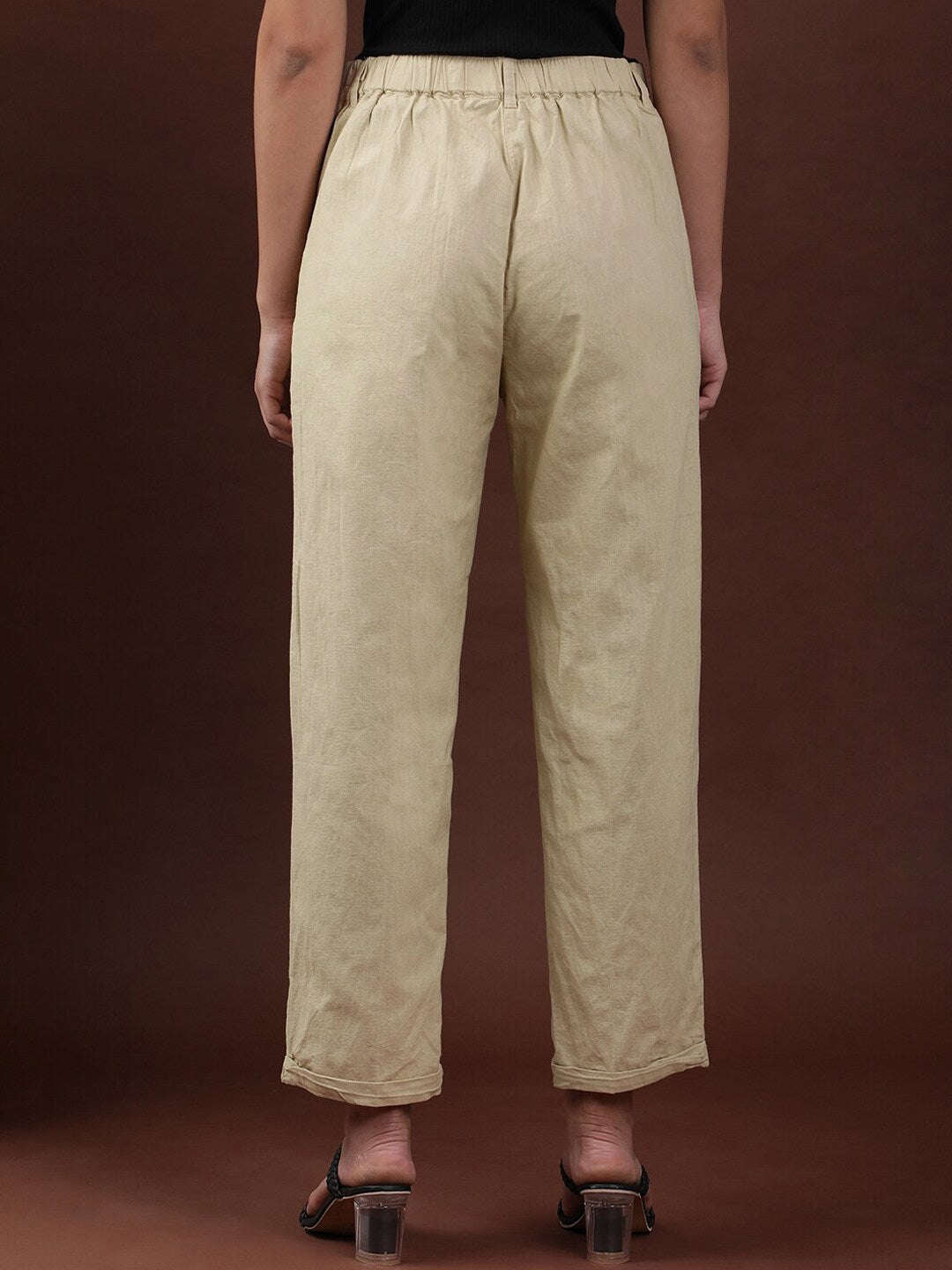 Shop Women Linen Pleated Pant Online.