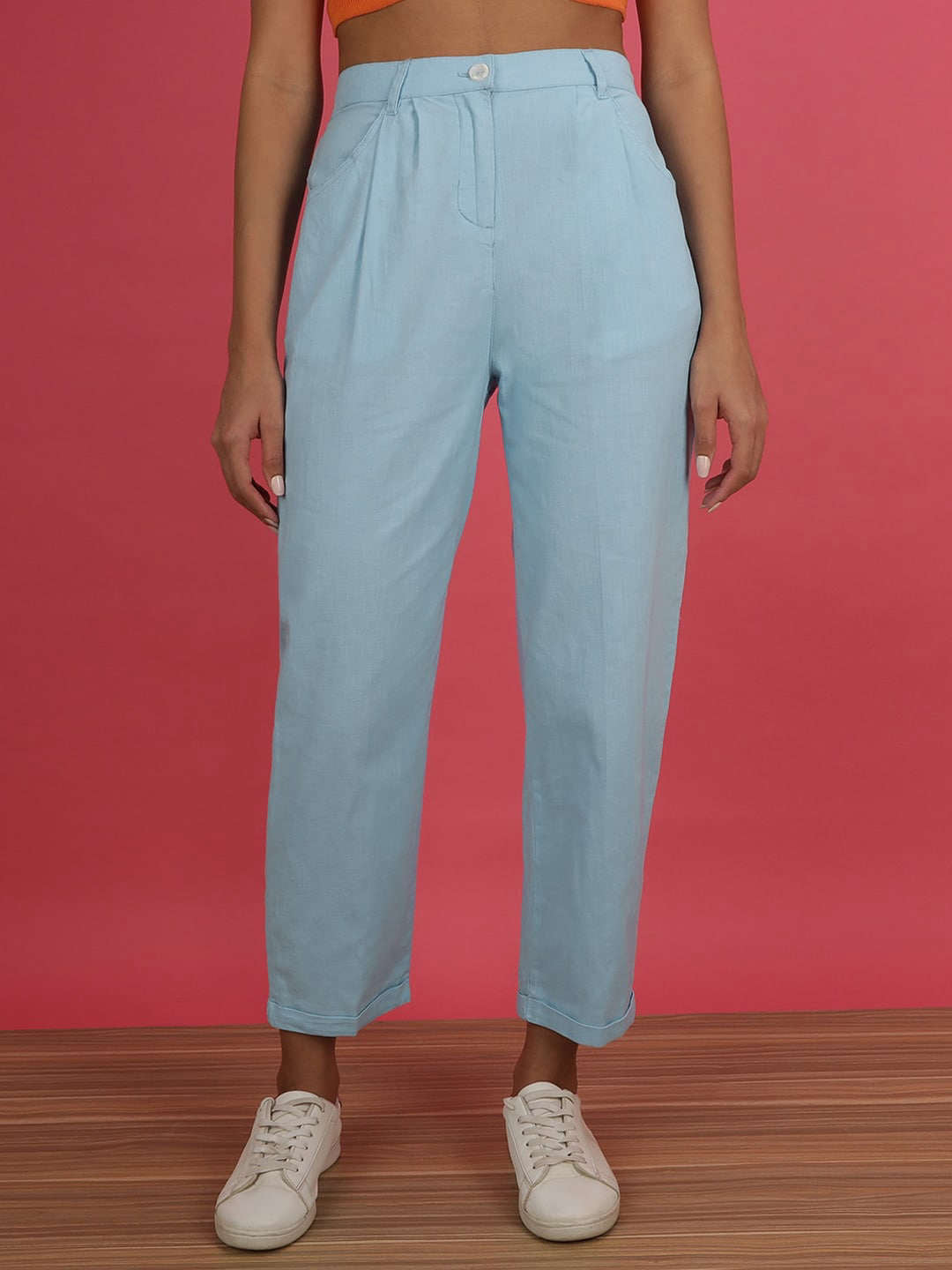 Shop Women Linen Pleated Pant Online.