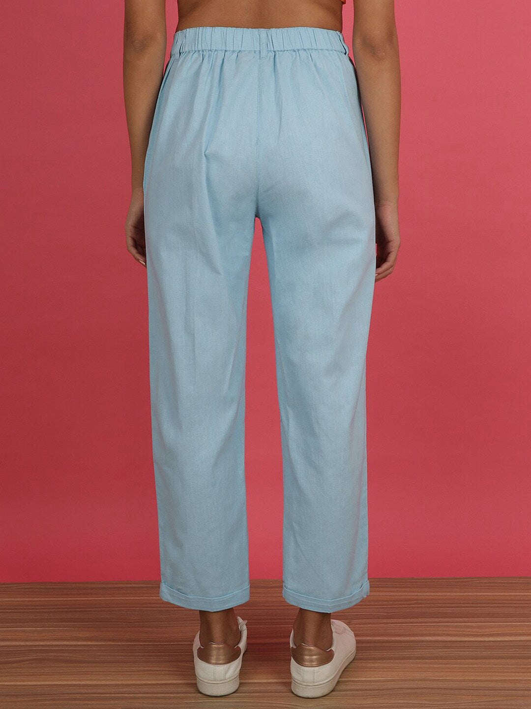 Shop Women Linen Pleated Pant Online.