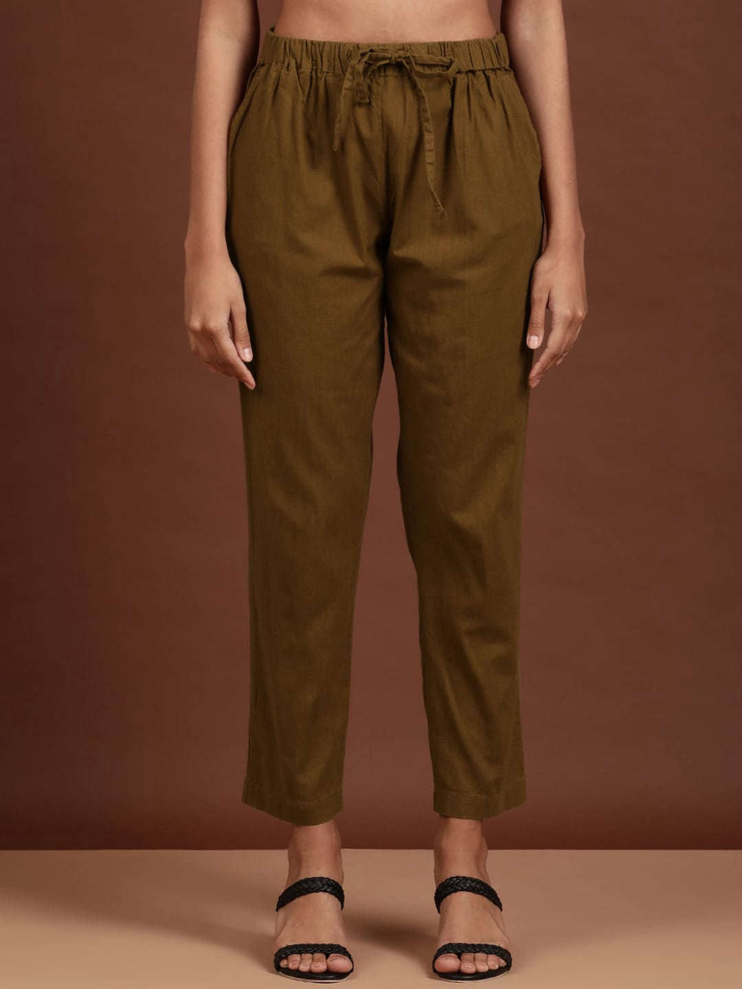 Shop Women Elasticated Waist Cuffed Trouser Online.