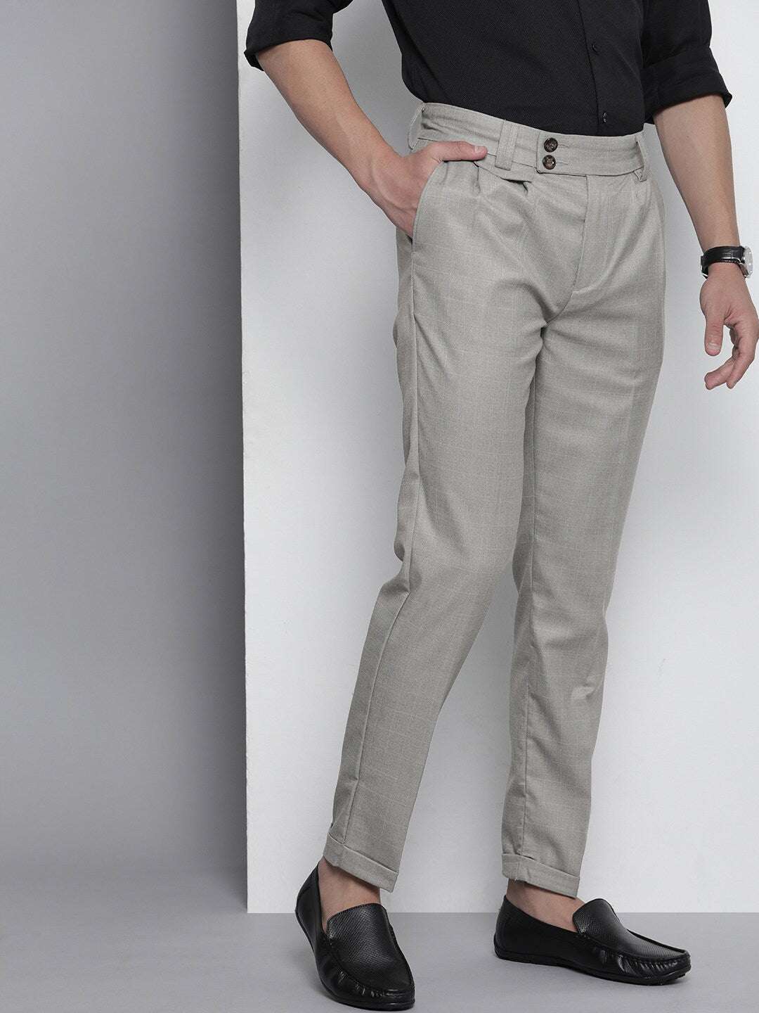 Shop Men Pleated Trouser Online.