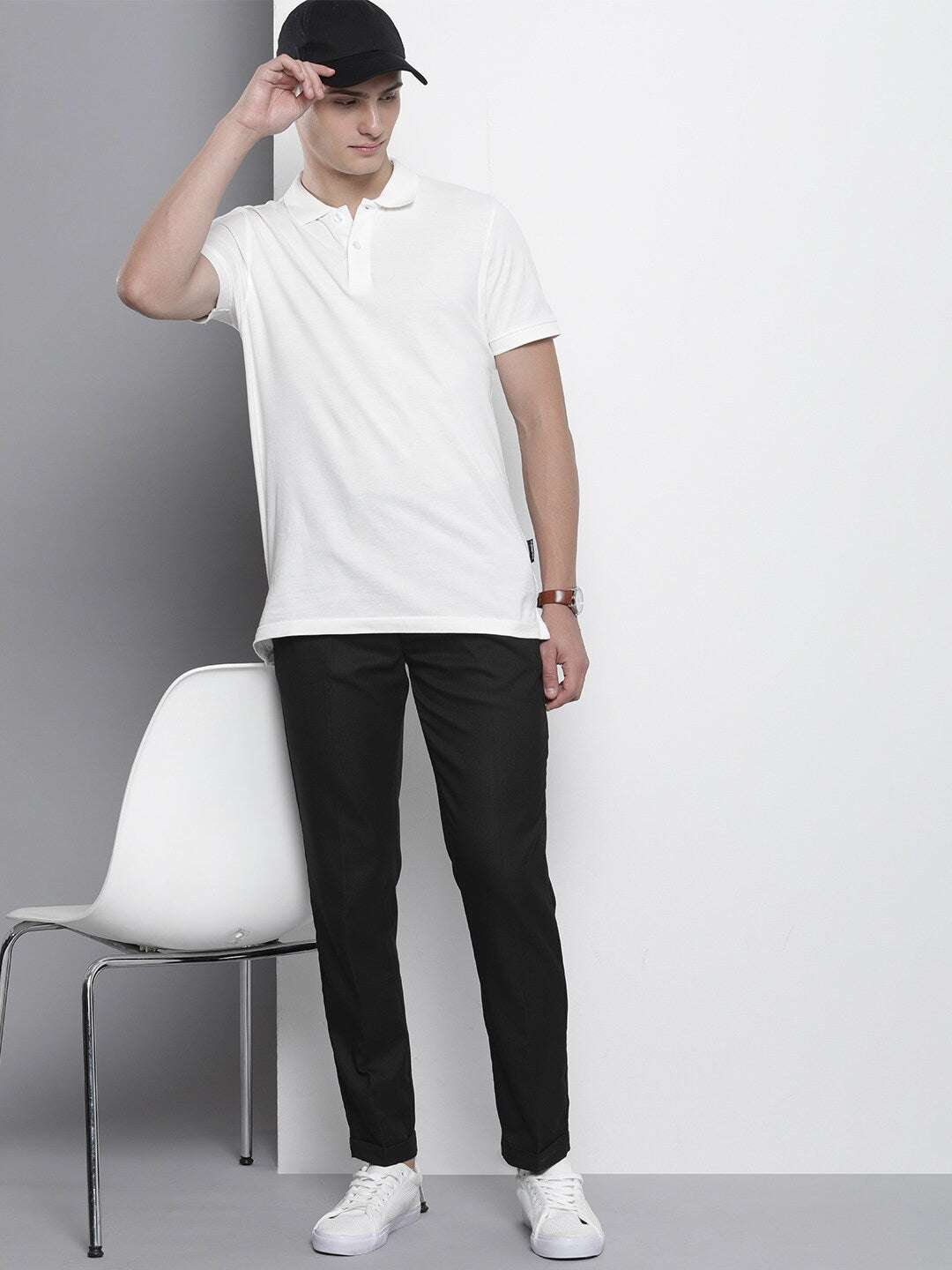 Shop Men Pleated Trouser Online.