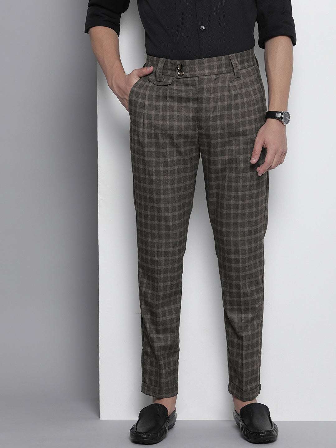 Shop Men Pleated Trouser Online.