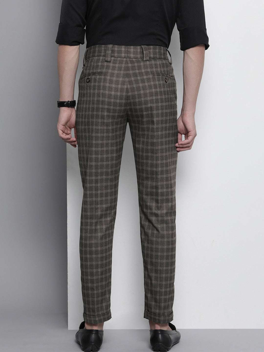 Shop Men Pleated Trouser Online.