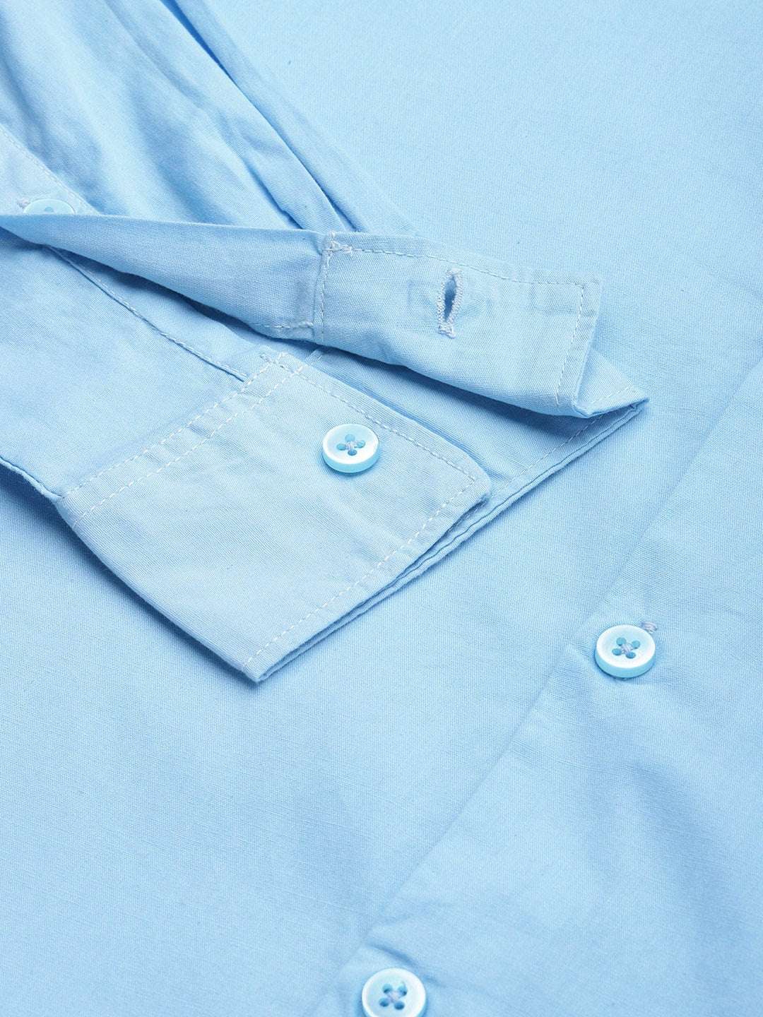 Shop Men's Solid Regular Fit Shirt Online.