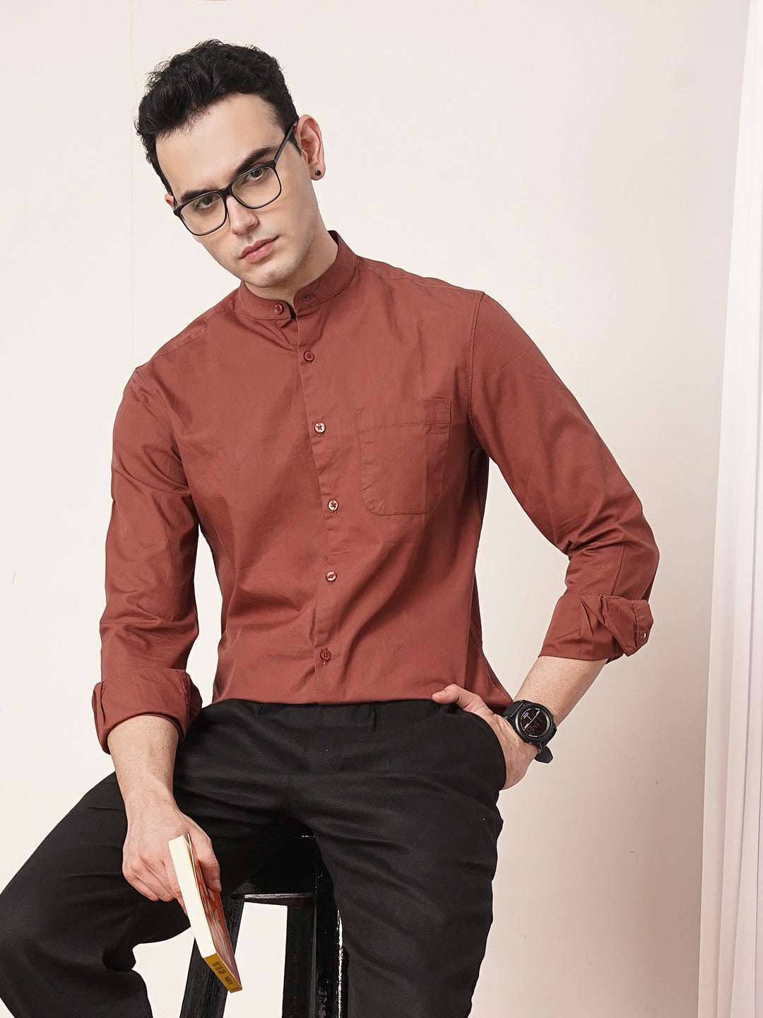 Shop Men's Solid Regular Fit Shirt Online.