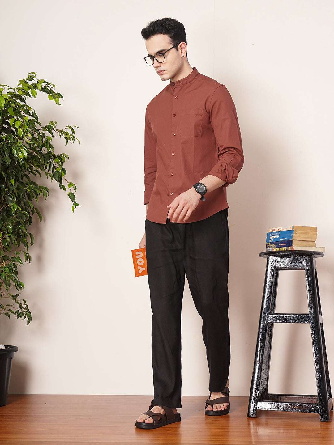 Shop Men's Solid Regular Fit Shirt Online.