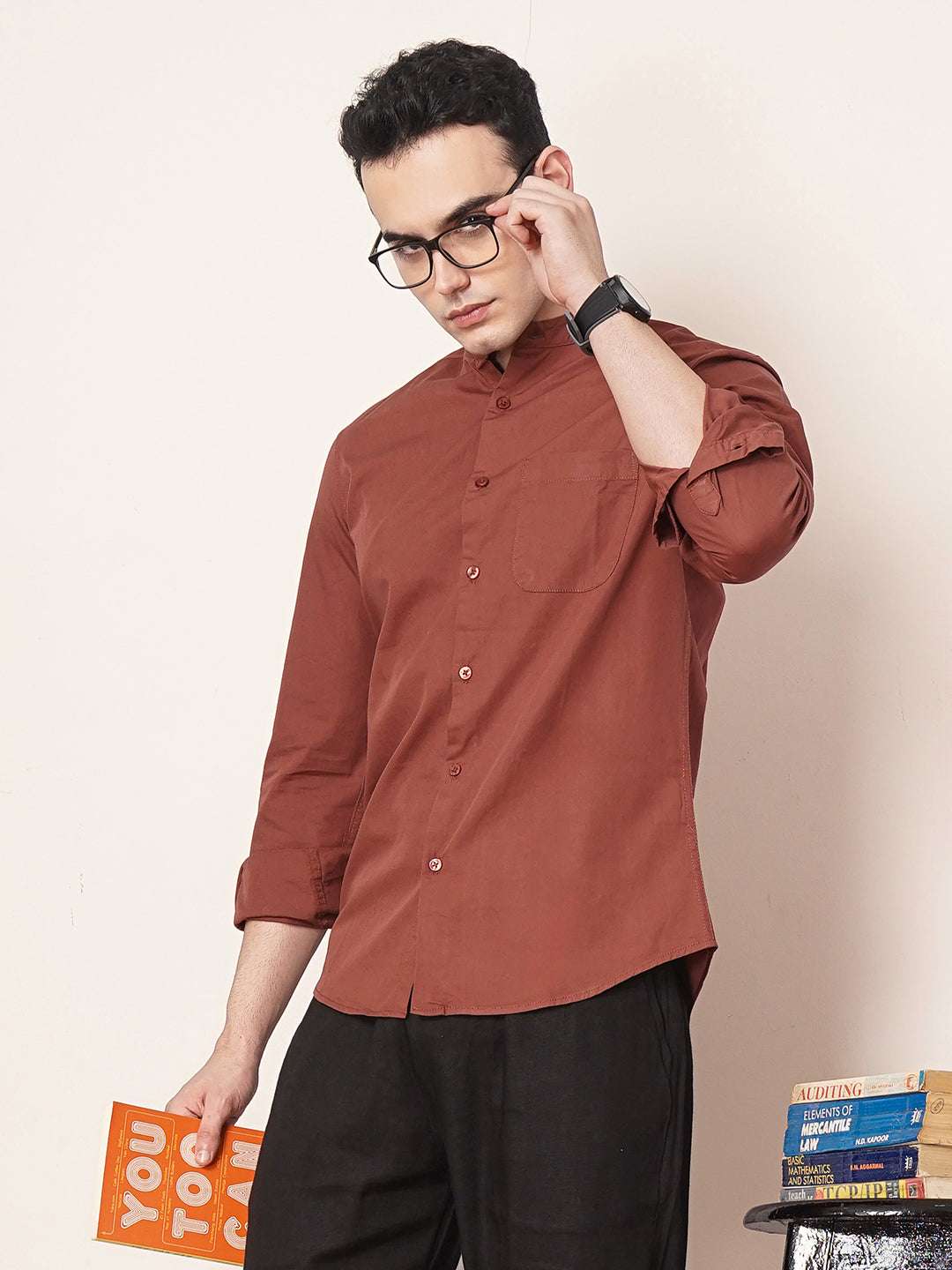 Shop Men's Solid Regular Fit Shirt Online.