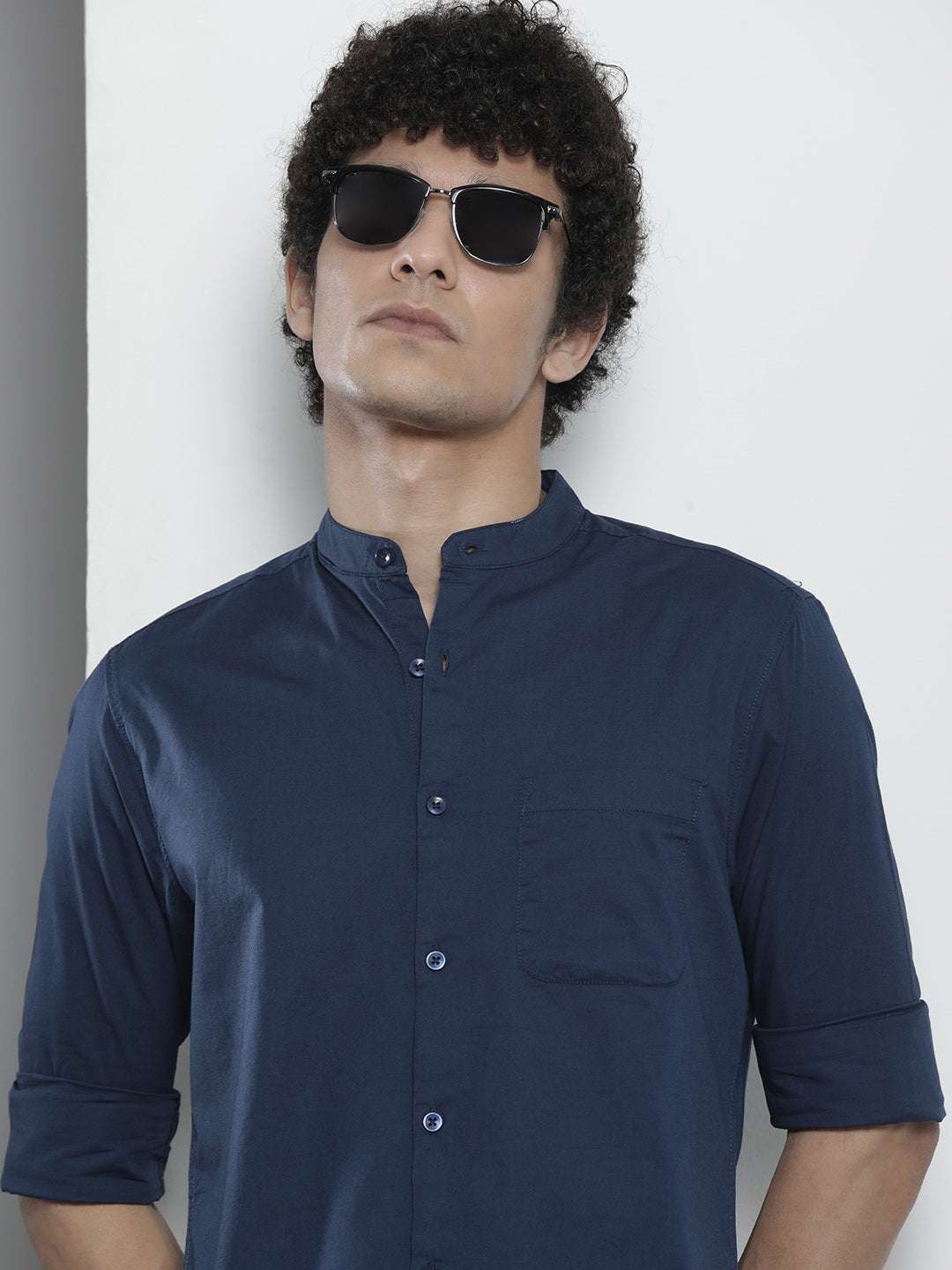 Shop Men's Solid Regular Fit Shirt Online.