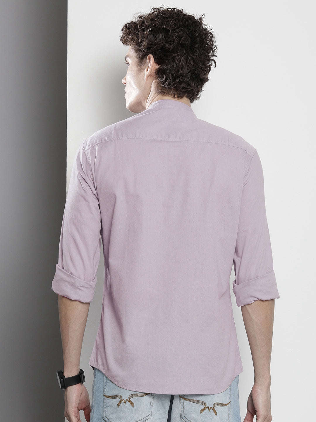 Shop Men's Solid Regular Fit Shirt Online.