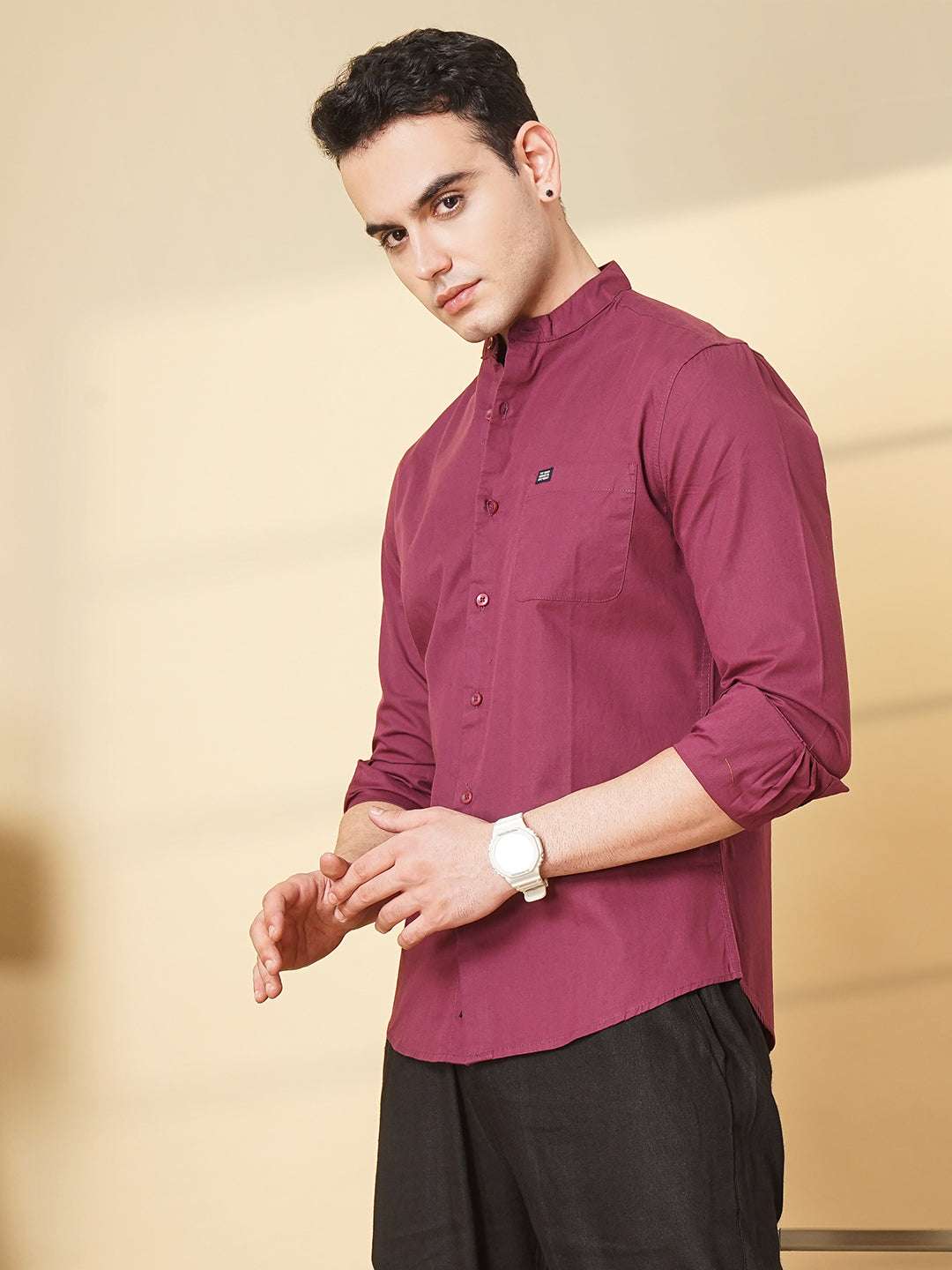 Shop Men's Solid Regular Fit Shirt Online.