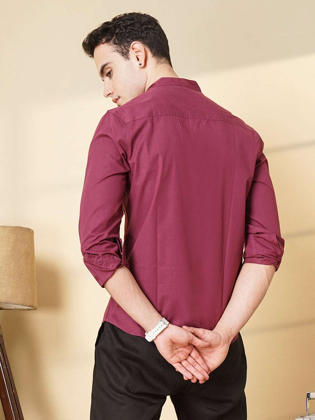 Shop Men's Solid Regular Fit Shirt Online.