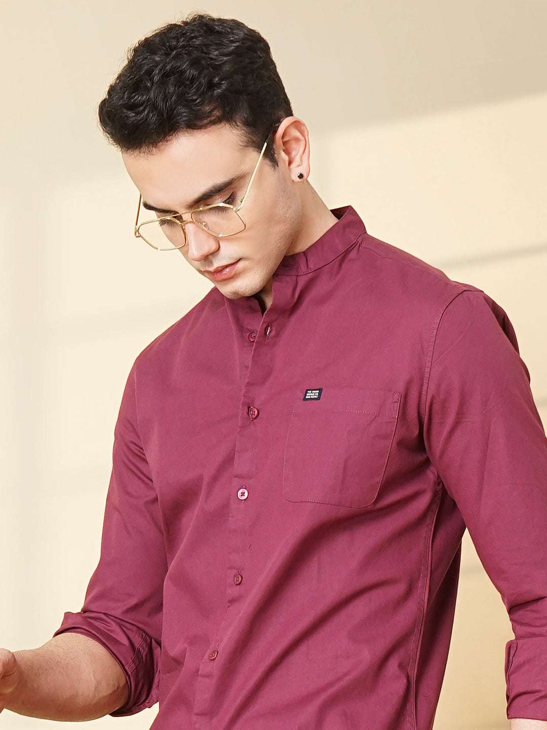 Shop Men's Solid Regular Fit Shirt Online.