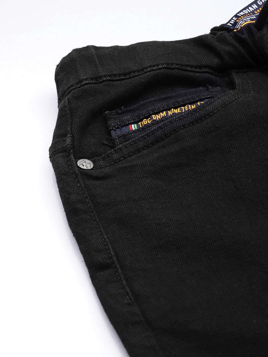 Shop Men Jogger Jeans Online.