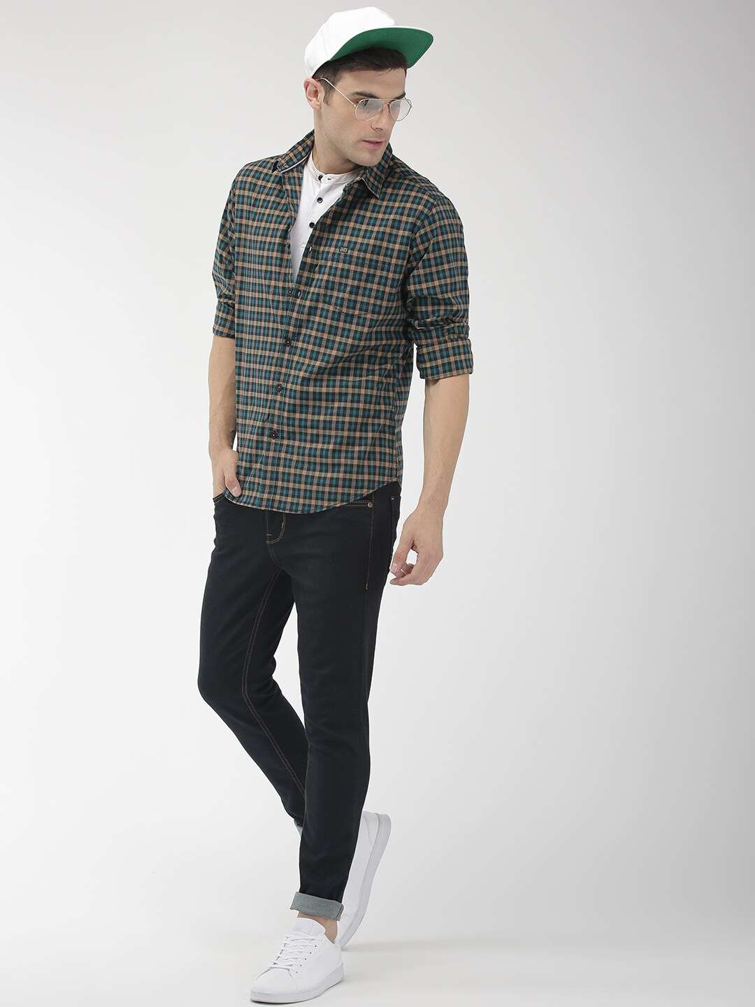 Shop Men Checked Casual Shirt Online.