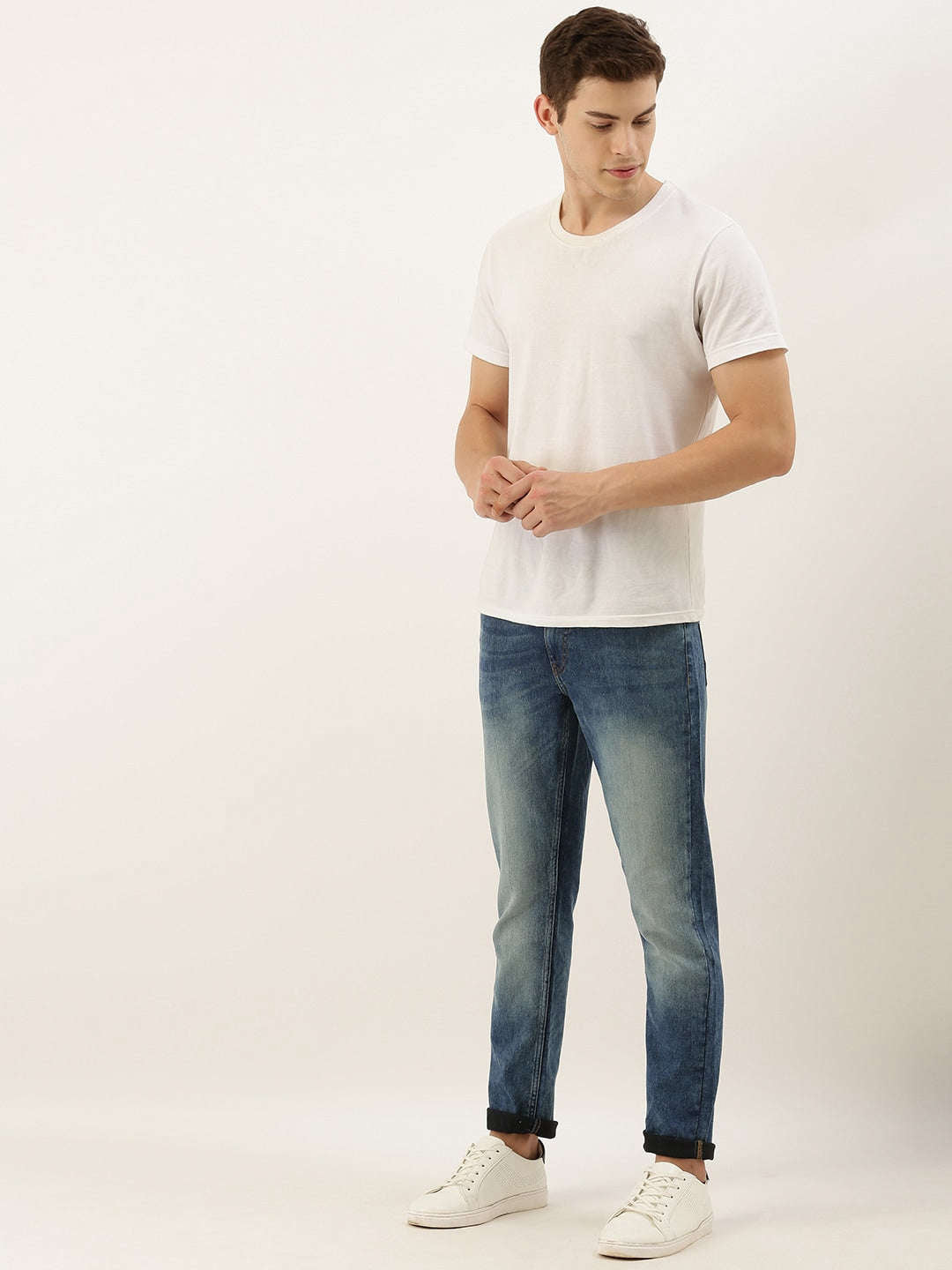 Shop Men Slim Fit Jeans Online.