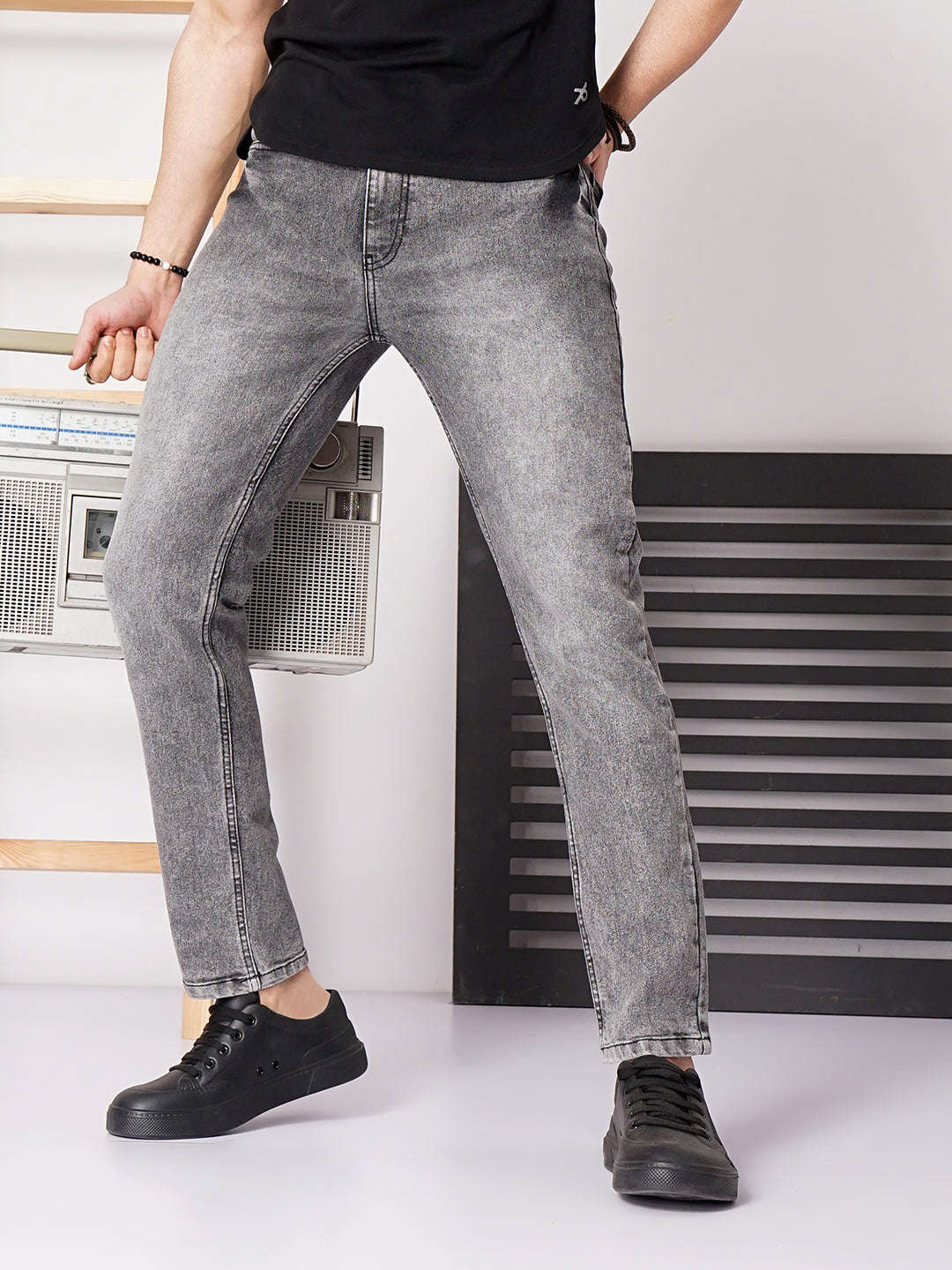 Shop Men Slim Fit Jeans Online.