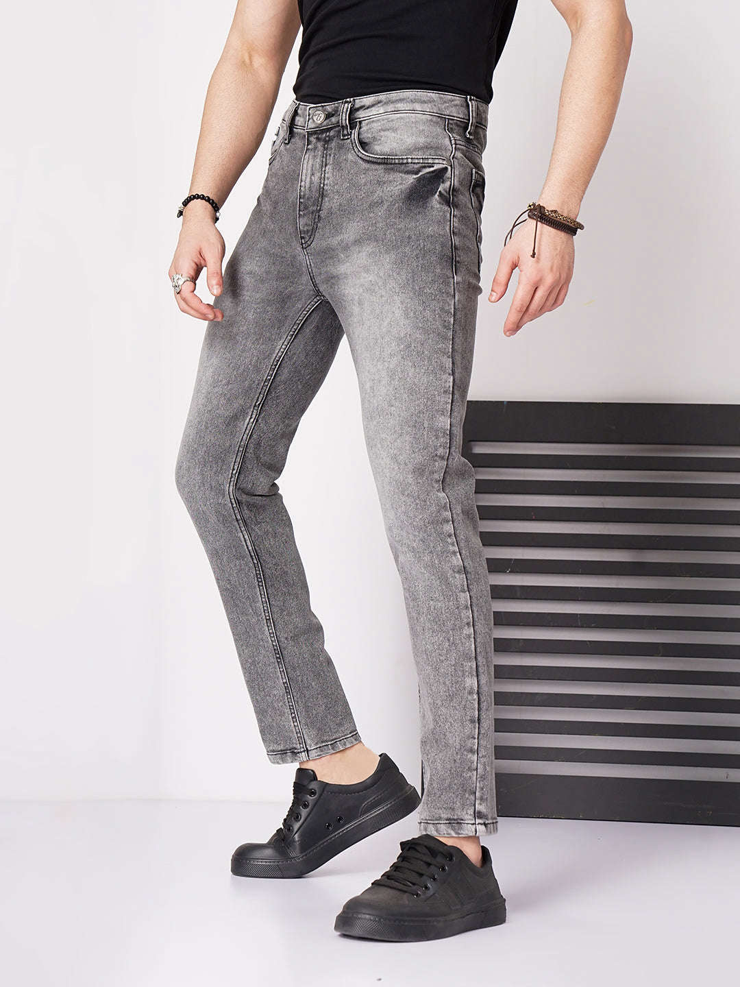 Shop Men Slim Fit Jeans Online.