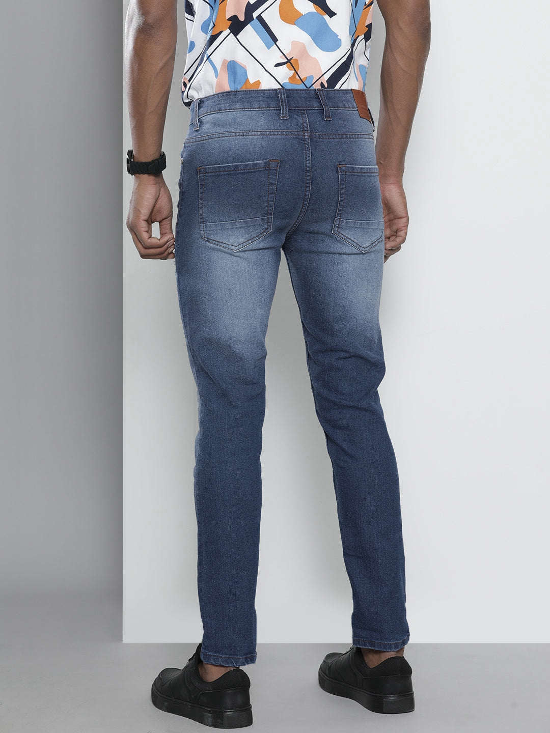 Shop Men Slim Fit Jeans Online.