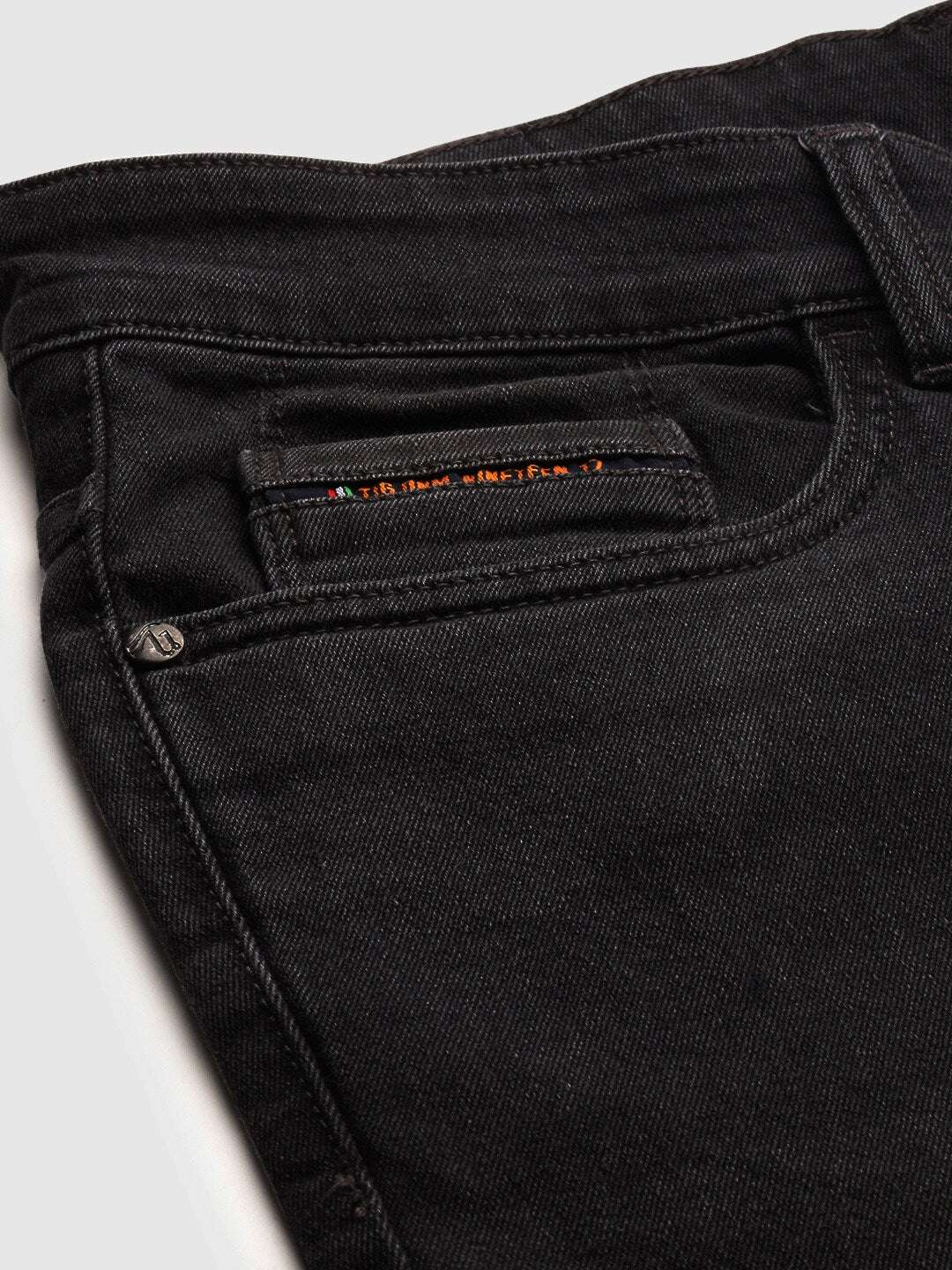 Shop Men Jeans Denim Online.