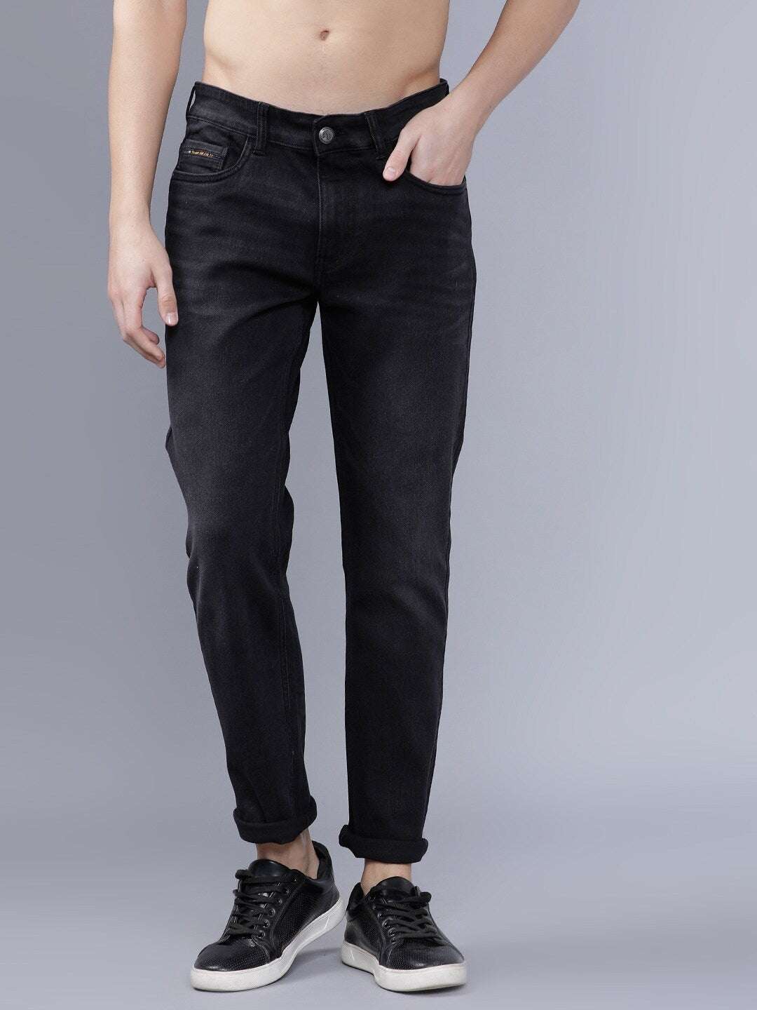 Shop Men Slim Fit Jeans Online.