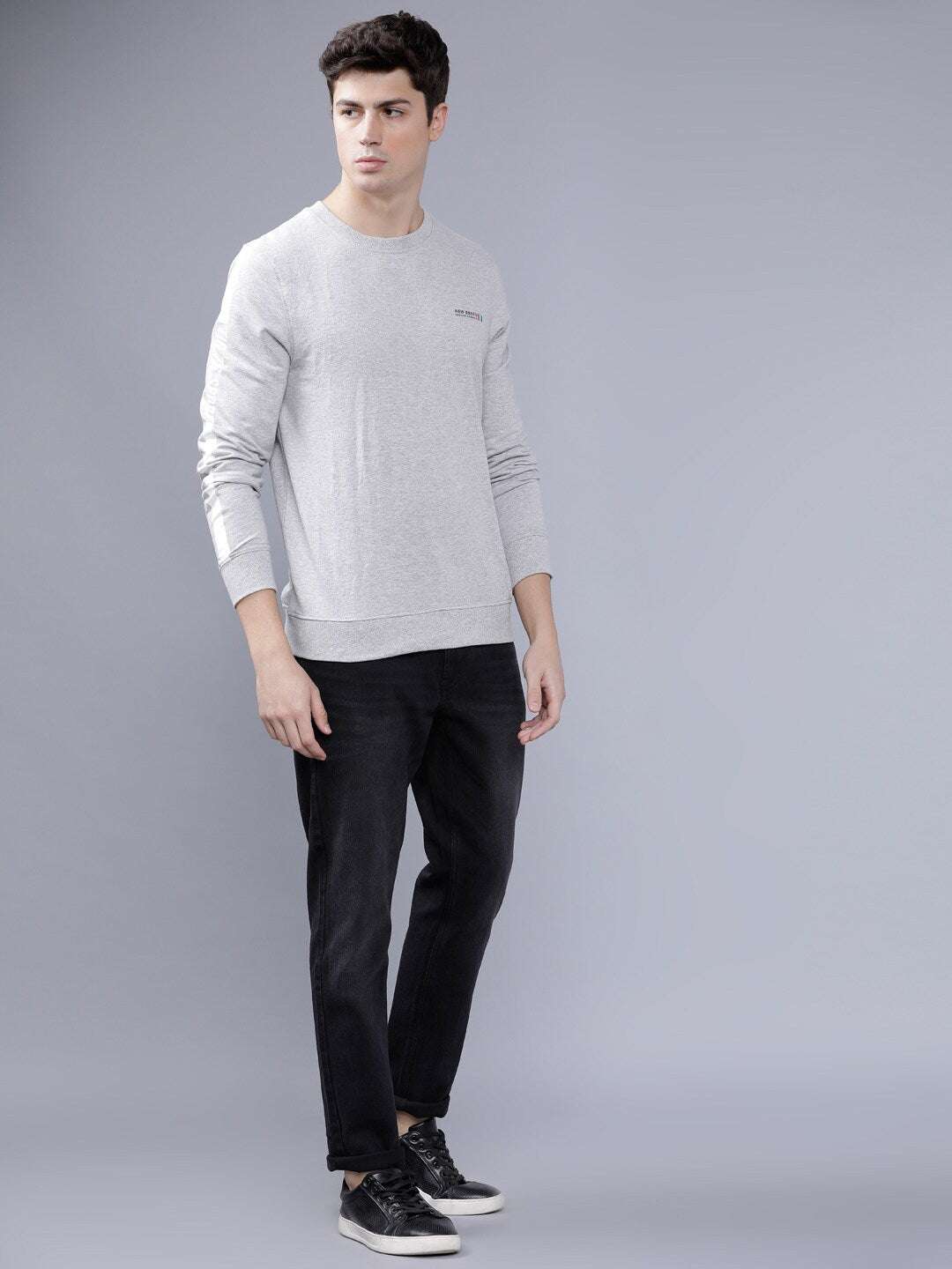 Shop Men Slim Fit Jeans Online.