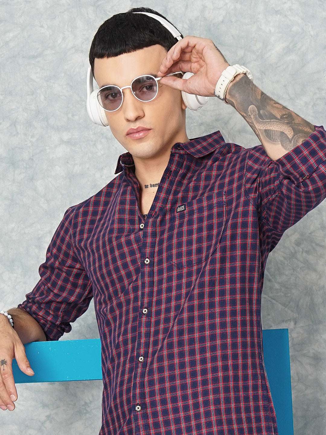 Shop Men's Checked Slim Fit Shirt Online.