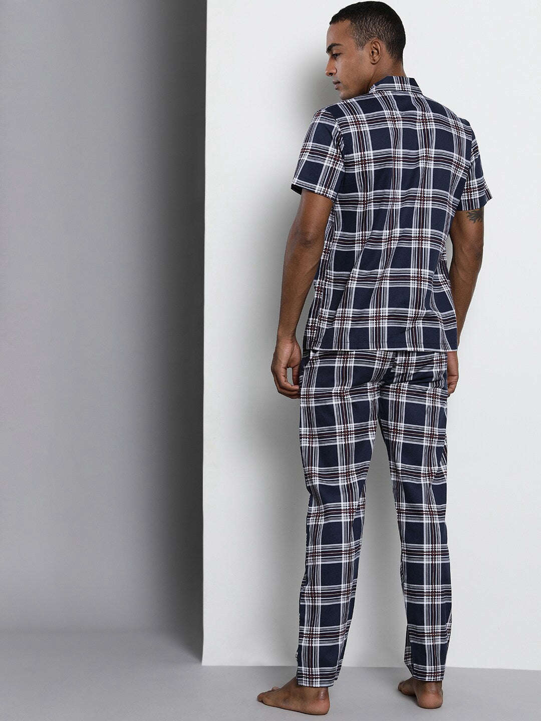 Shop Men Lounge Wear Online.