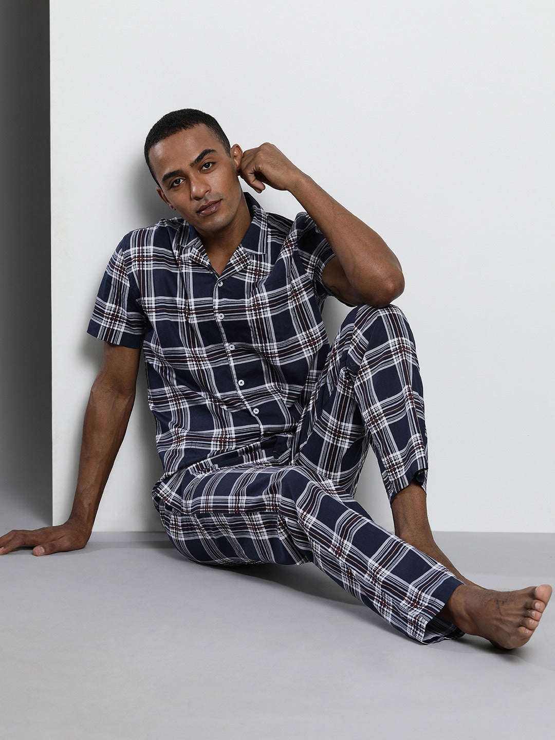 Shop Men Lounge Wear Online.