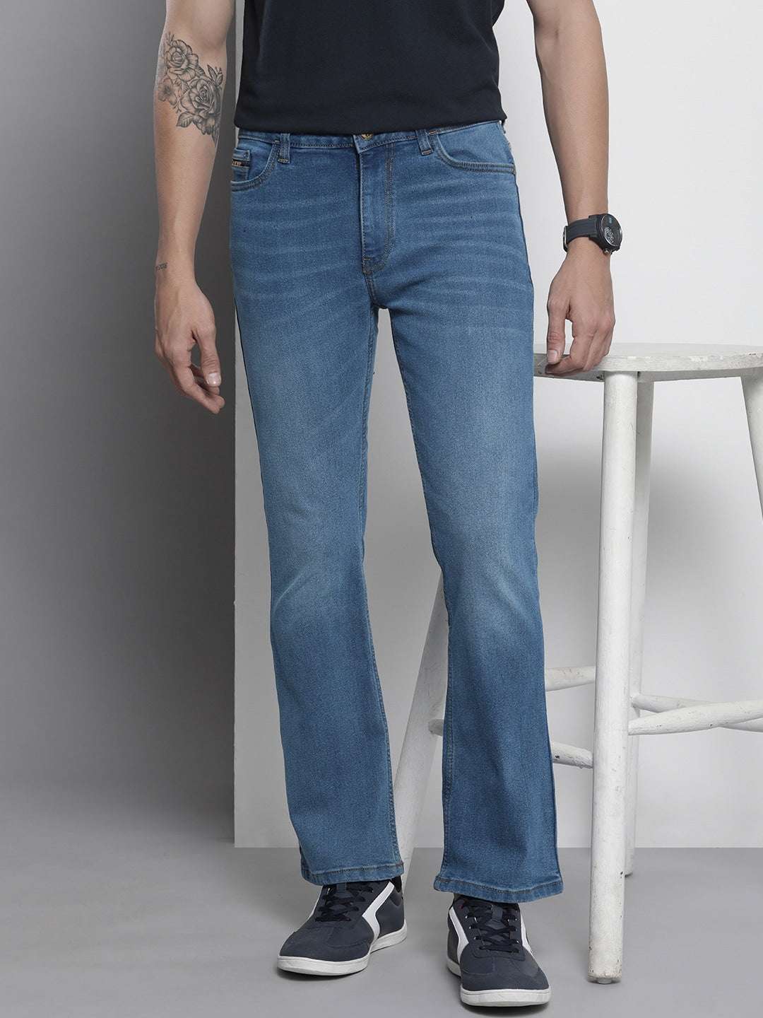 Shop Men G-Noah Distress Boot Cut Fit Jeans Online.