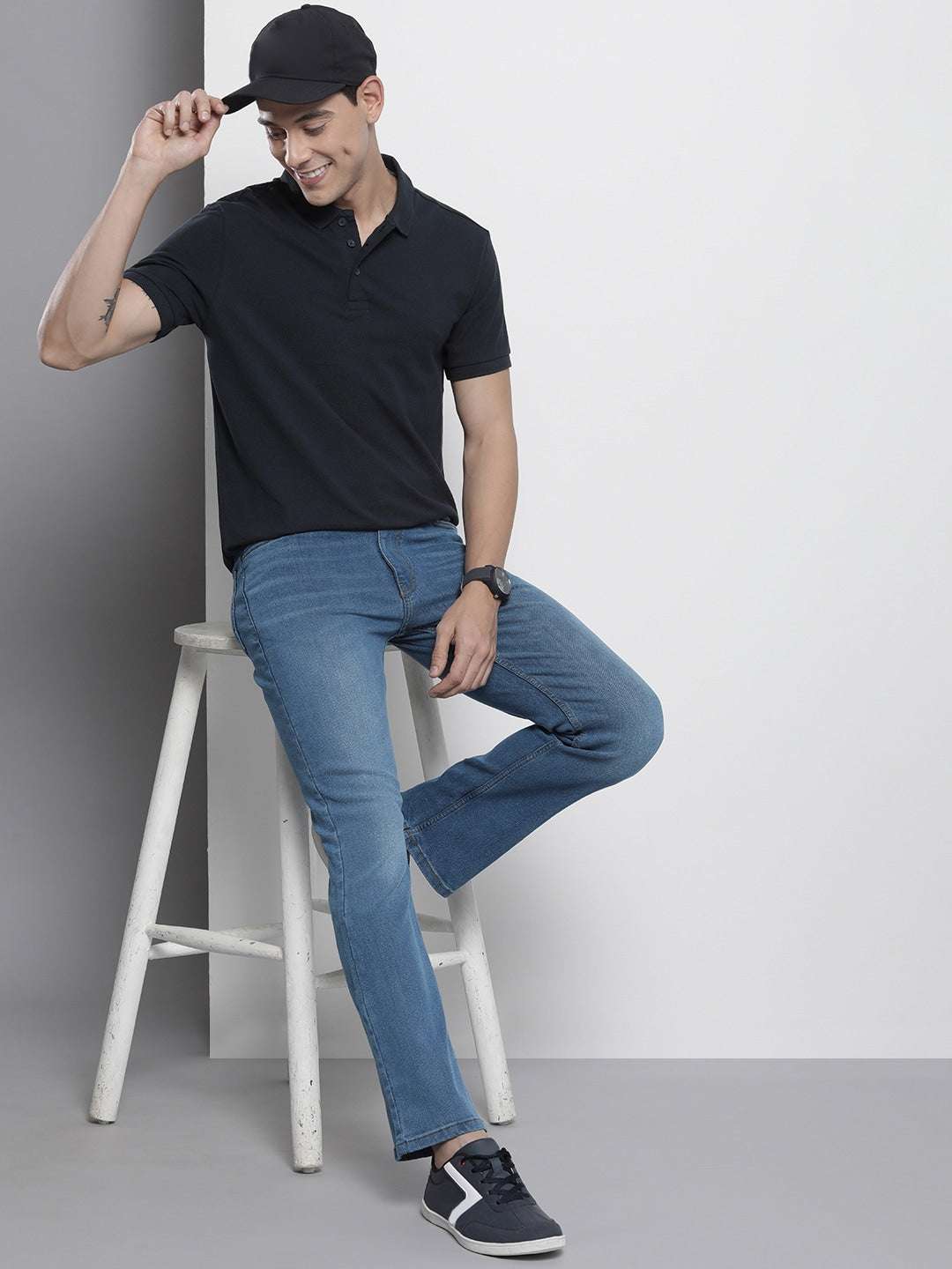 Shop Men G-Noah Distress Boot Cut Fit Jeans Online.