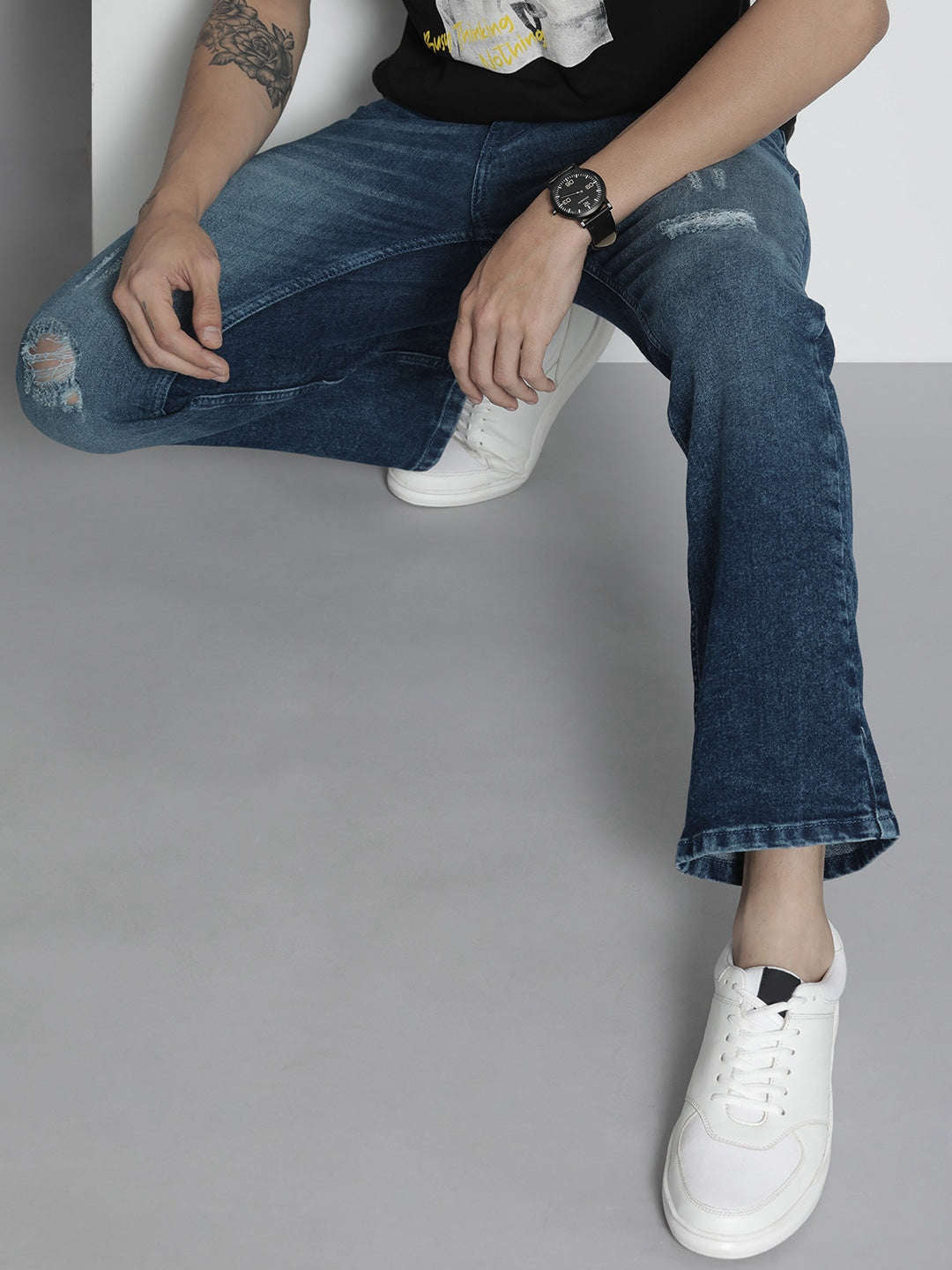 Shop Men G-Noah Distress Boot Cut Fit Jeans Online.