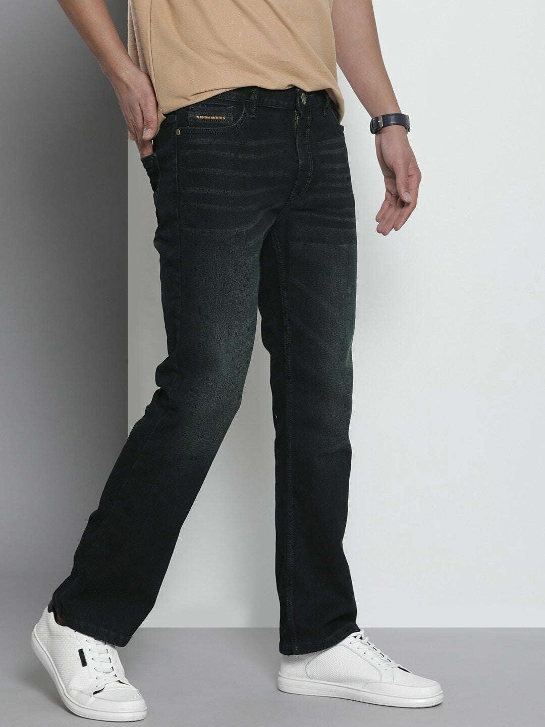 Shop Men Boot Cut Jeans Online.