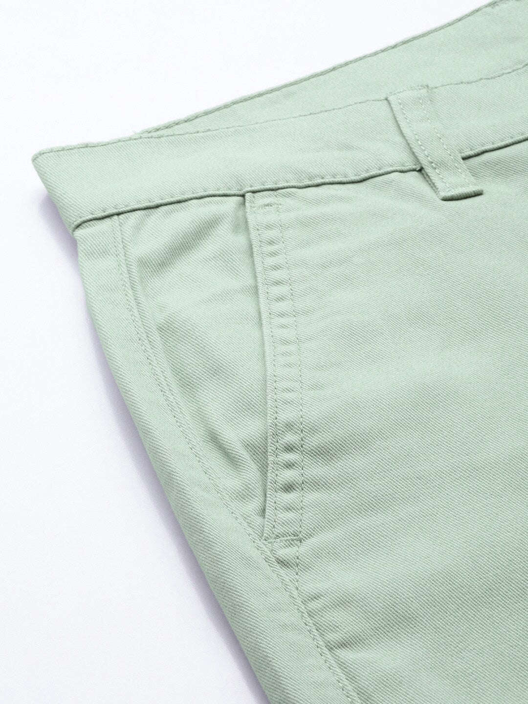 Shop Men Solid Chino Pants Online.