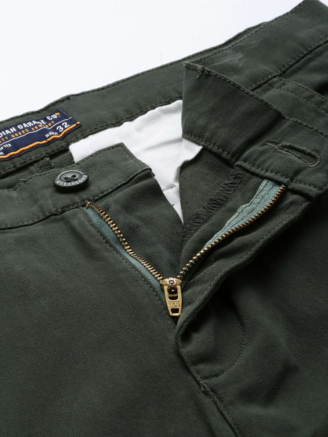 Shop Men Solid Chino Pants Online.