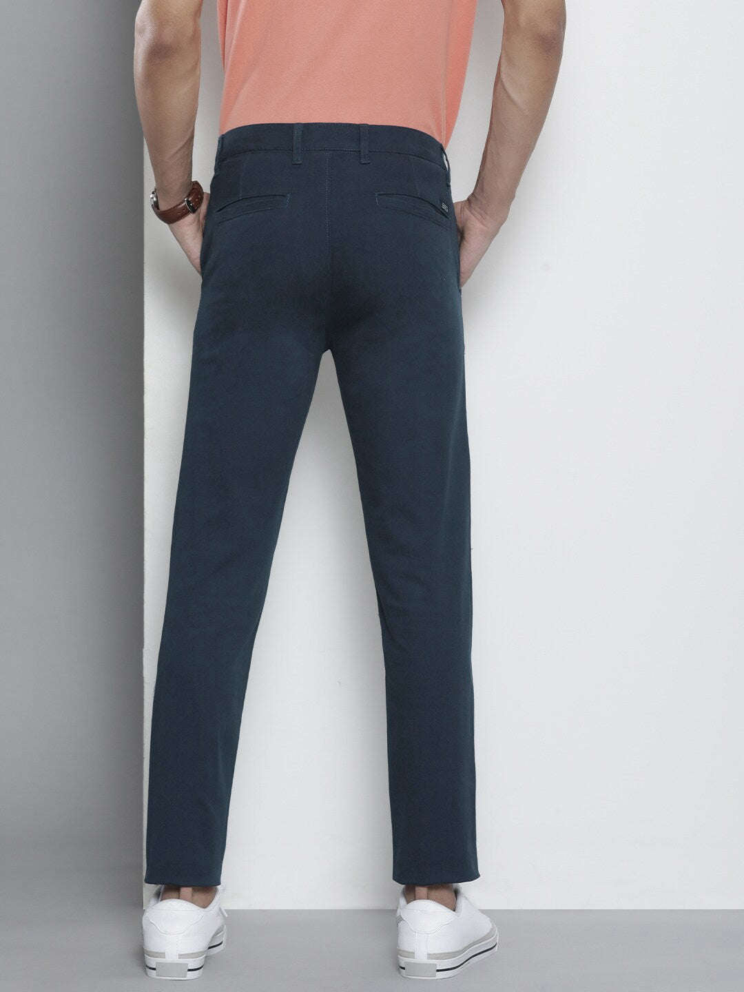 Shop Men Solid Chino Pants Online.