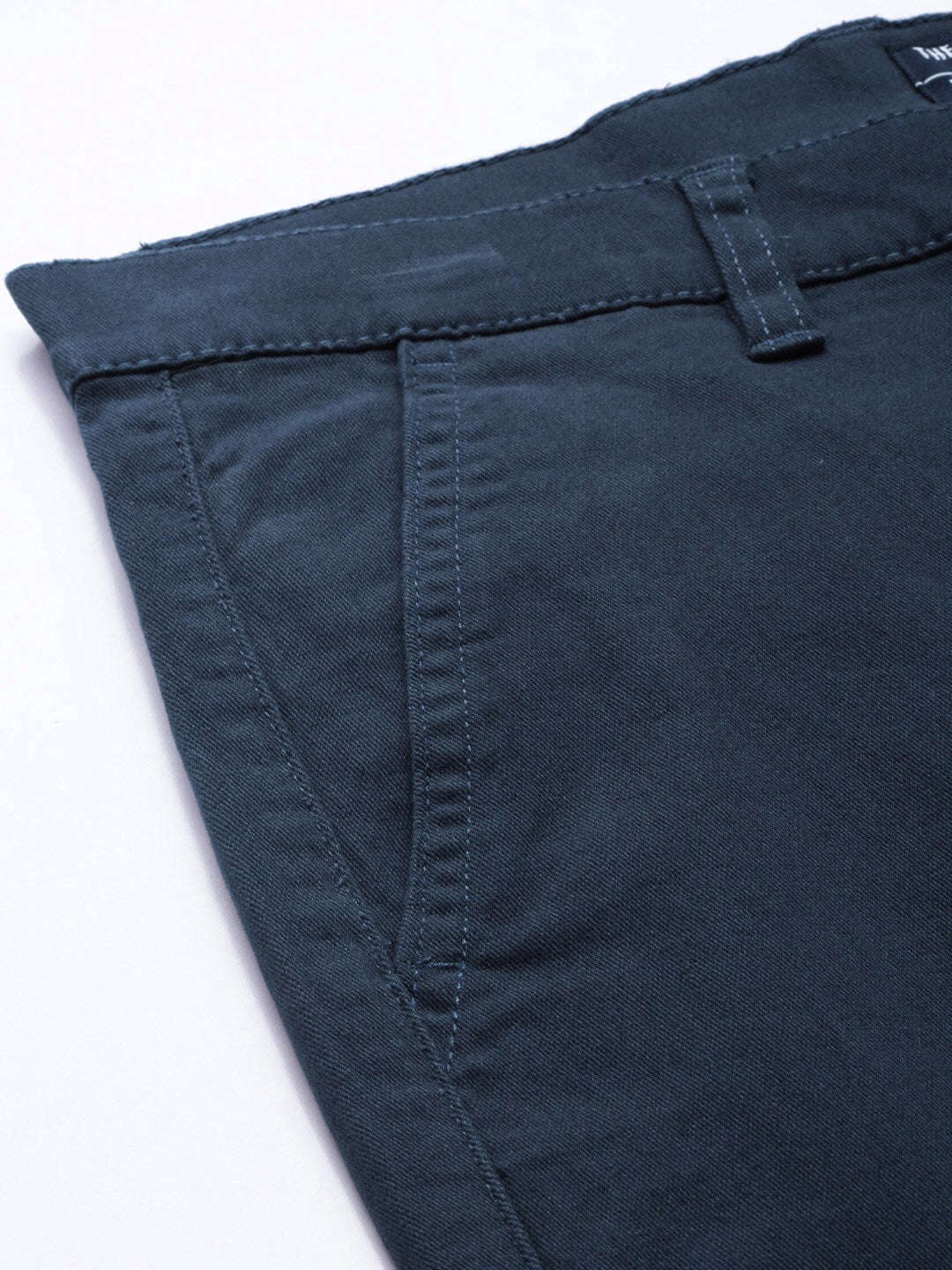 Shop Men Solid Chino Pants Online.