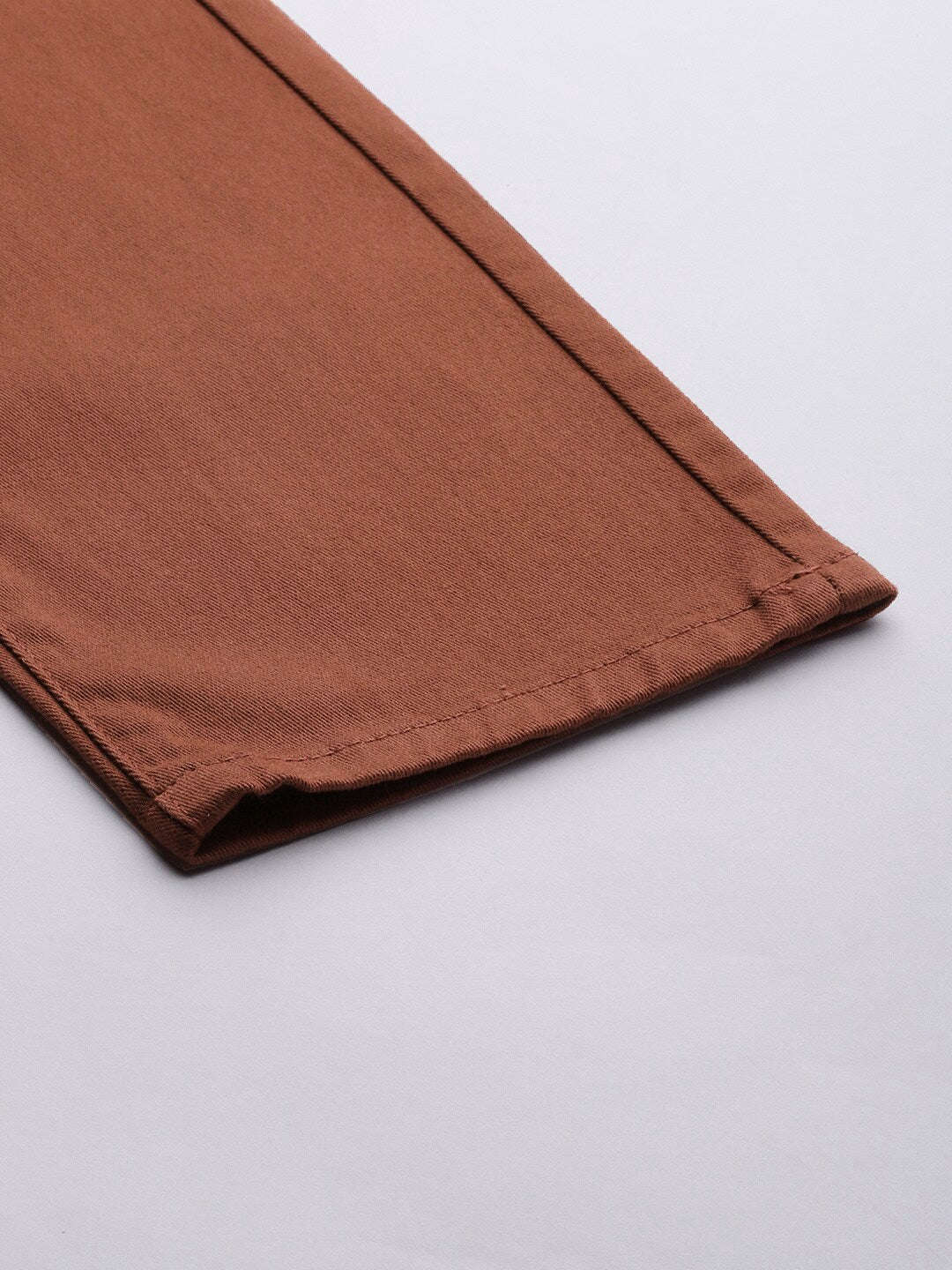 Shop Men Solid Chino Pants Online.