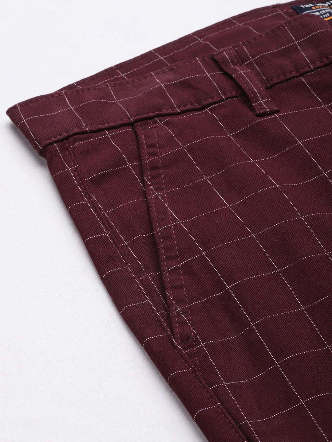 Shop Men Checked Chino Pants Online.