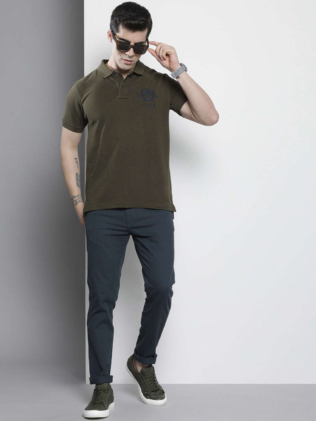 Shop Men Five Pocket Chino Online.