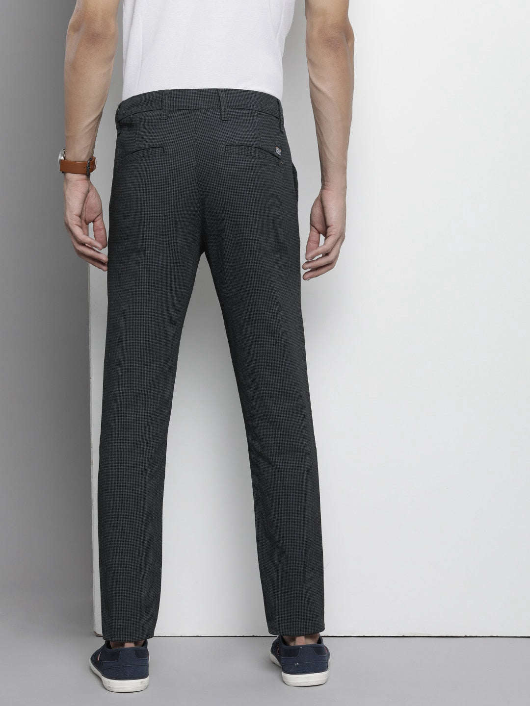 Shop Men Chino Pants Online.