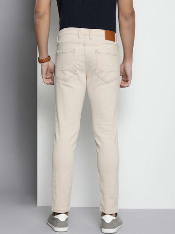 Shop Men Distress Carrot Fit Jeans Online.