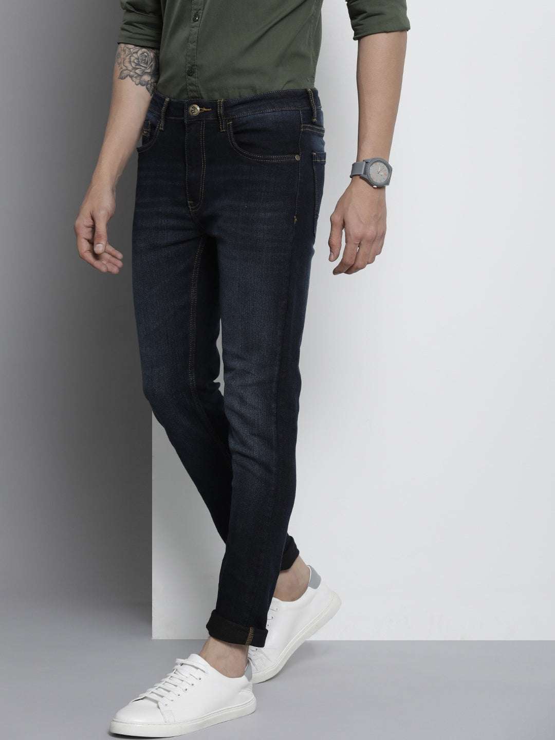 Shop Men Clean Look Skinny Jeans Online.