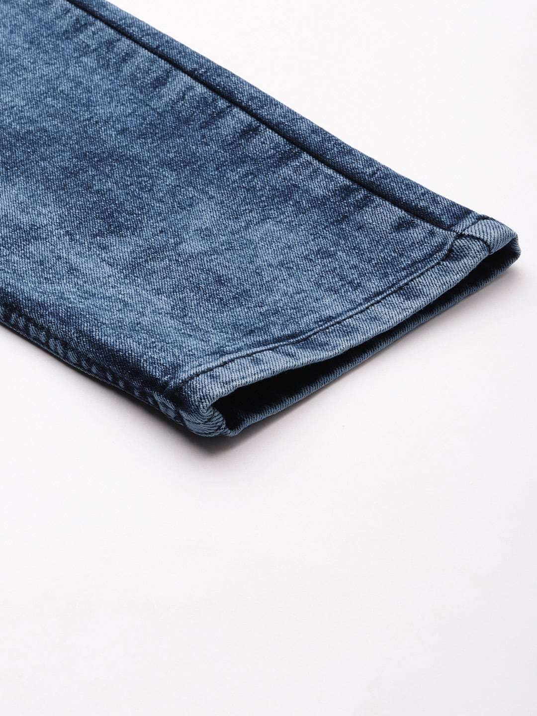 Shop Men Clean Look Skinny Jeans Online.