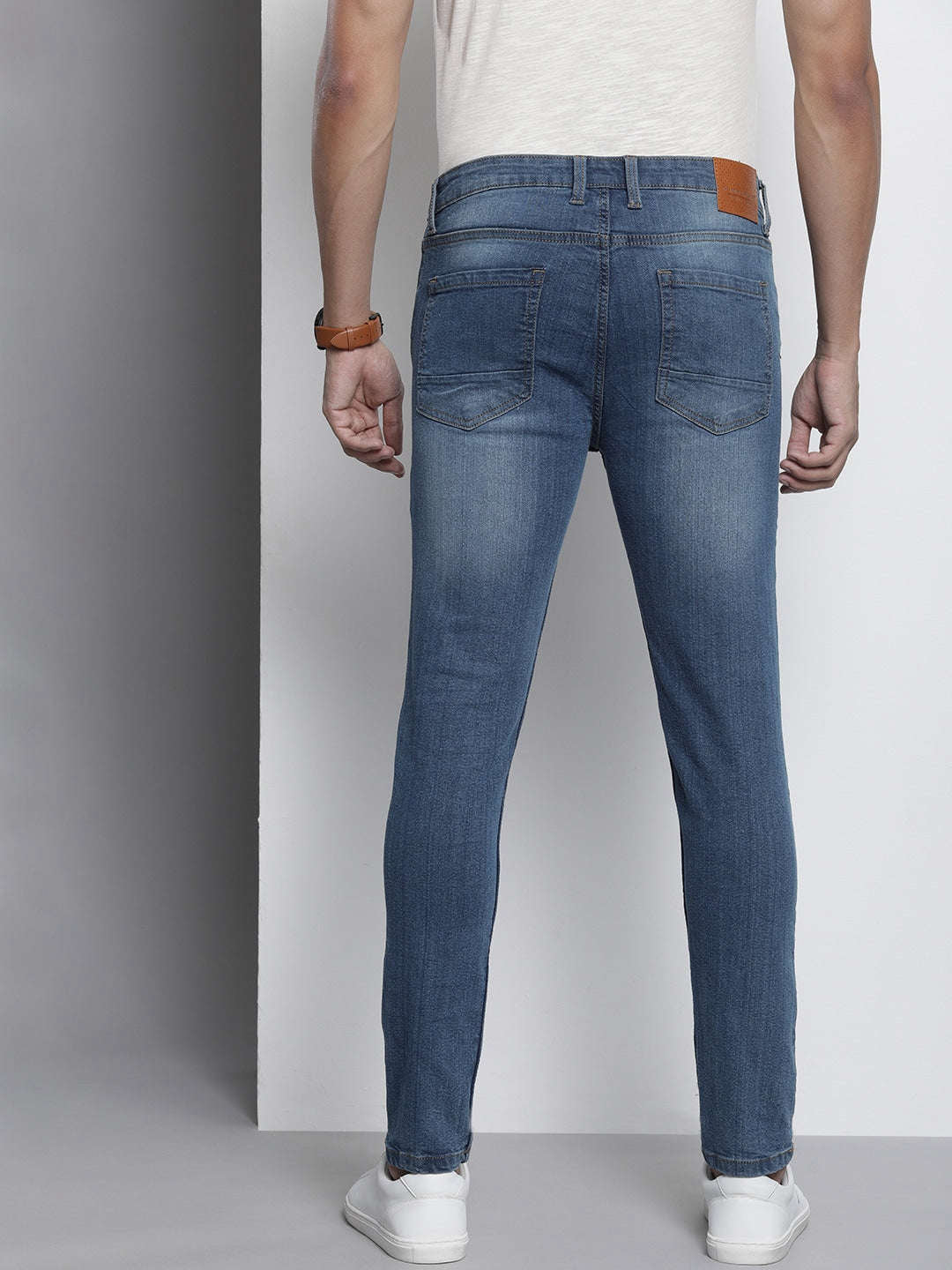 Shop Men Clean Look Skinny Jeans Online.