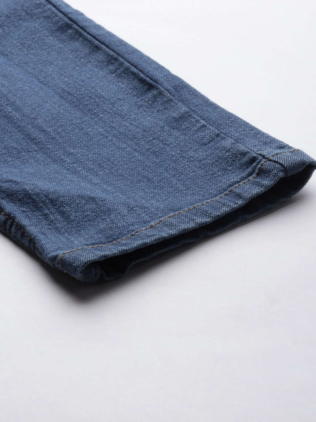 Shop Men Clean Look Skinny Jeans Online.