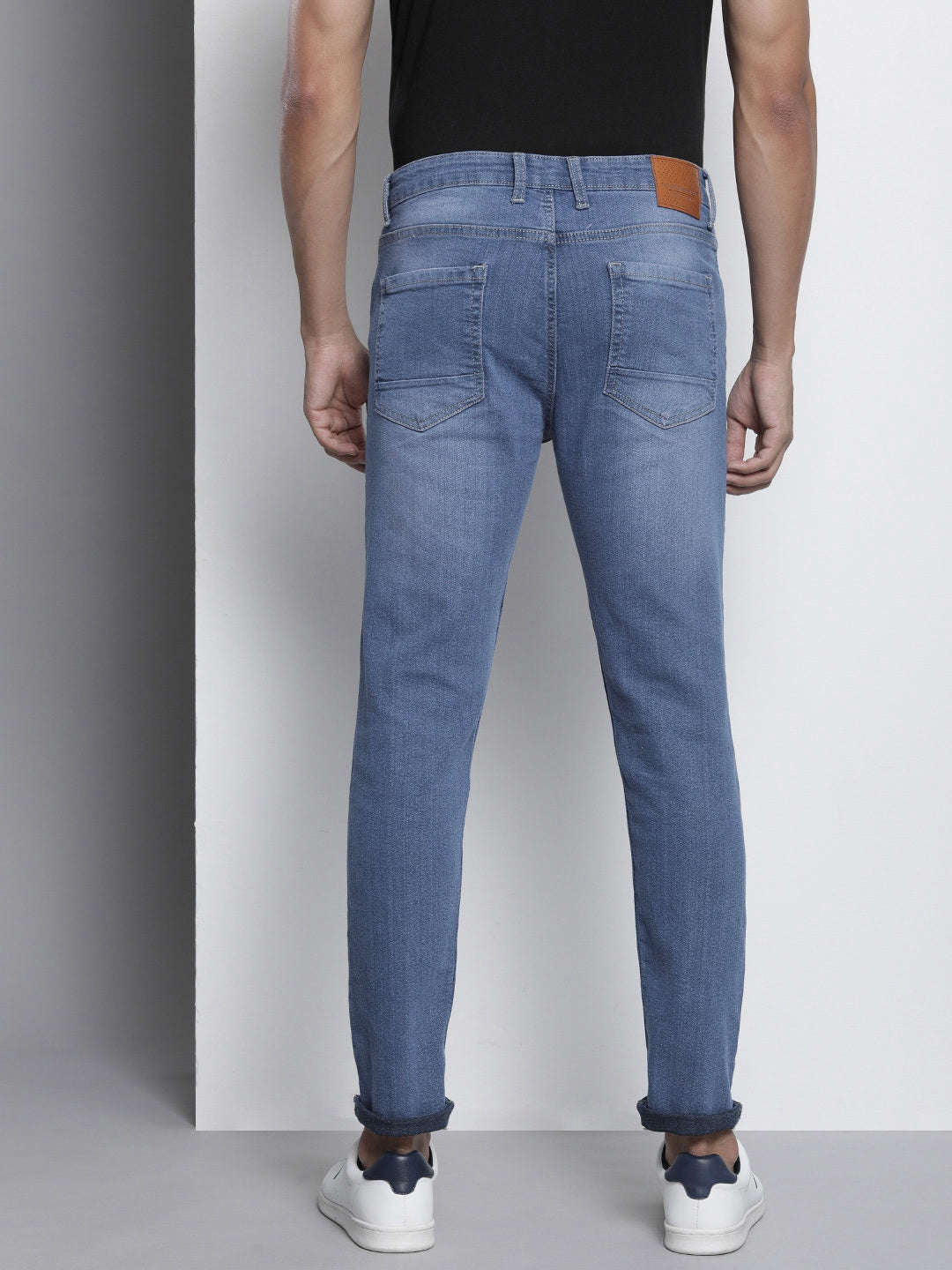 Shop Men Clean Look Skinny Jeans Online.