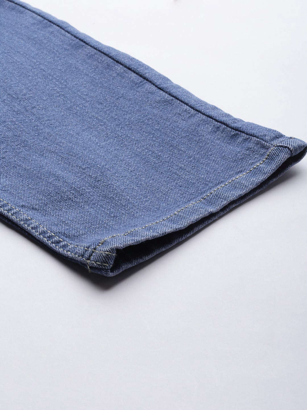 Shop Men Clean Look Skinny Jeans Online.