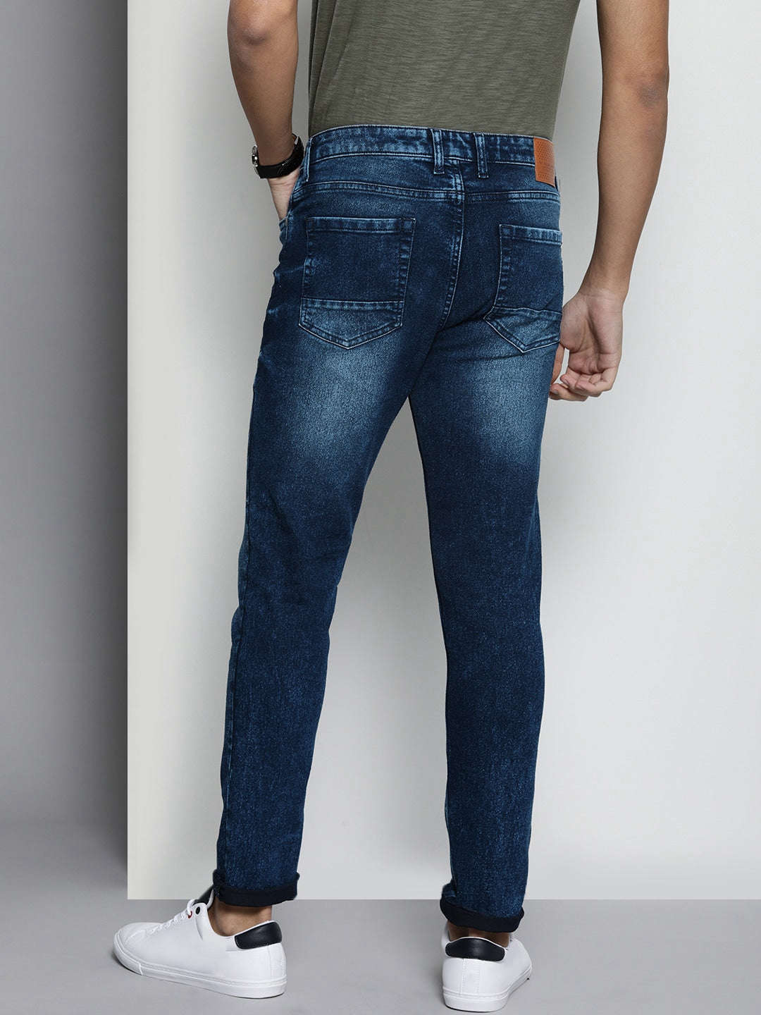 Shop Men Clean Look Skinny Jeans Online.