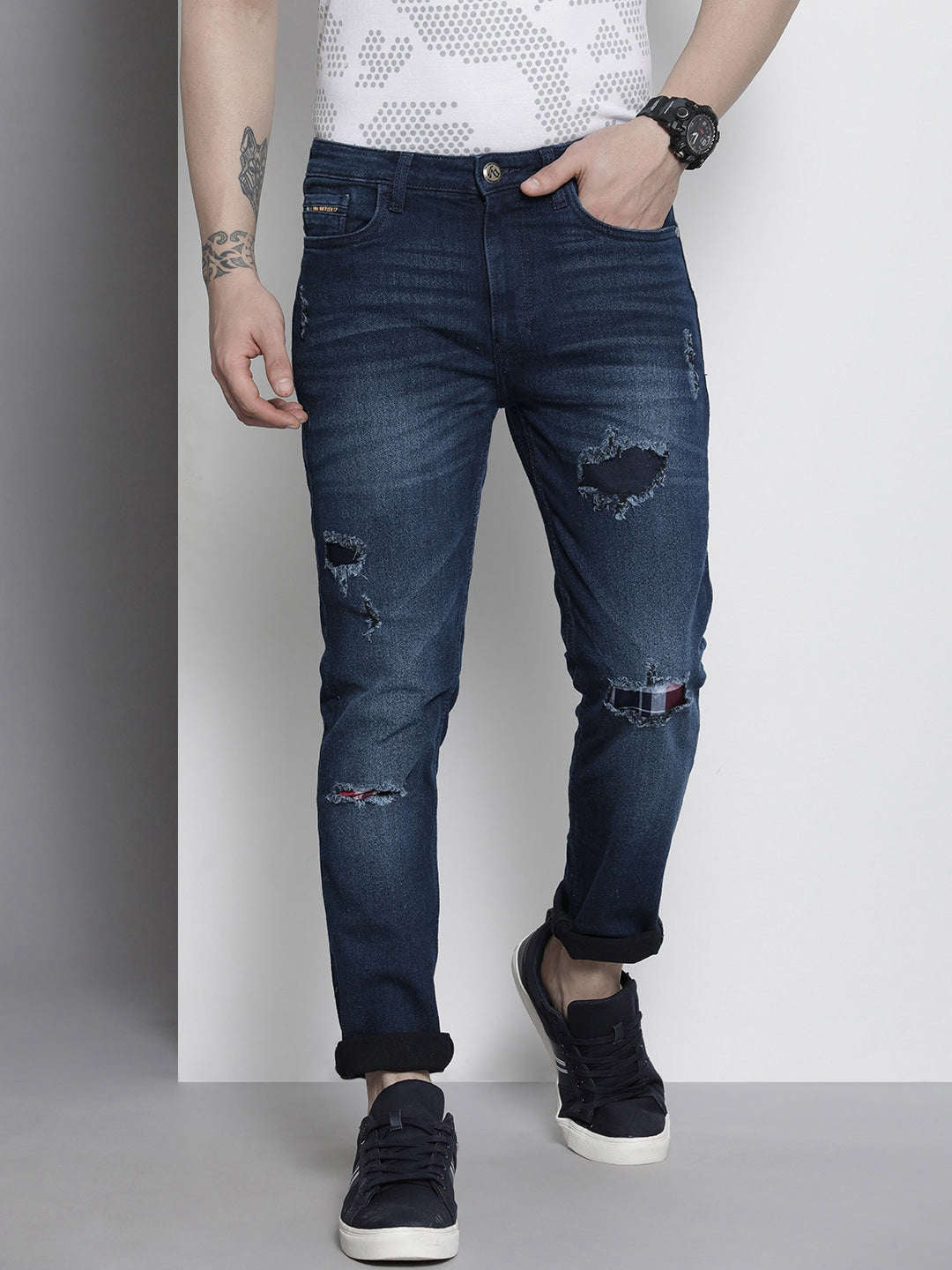 Shop Men Skinny Jeans Online.